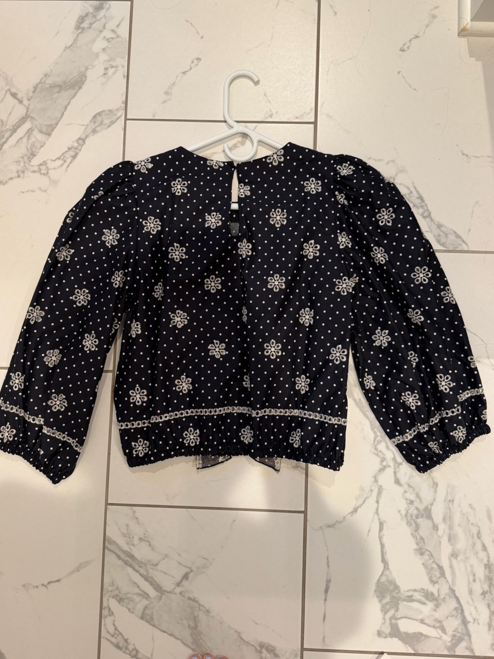 NWT Zara Women's Navy & White Embroidered Puff-Sleeve Blouse - Picture 7 of 8